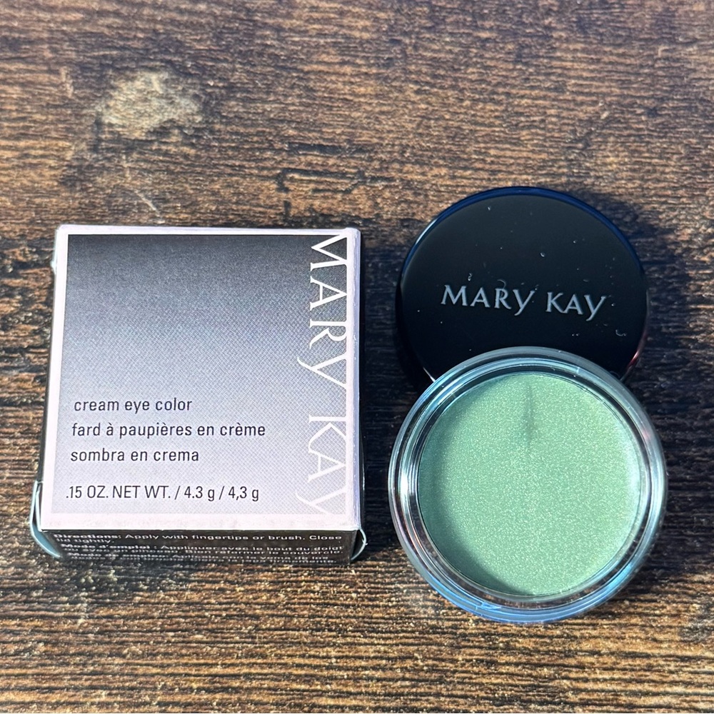 Mary Kay Cream Eye Color Meadow Grass Green Discontinued
